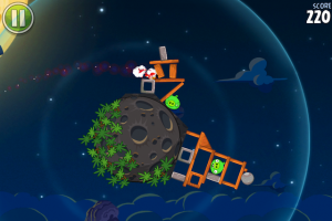 Angry-Birds-Space-5 Angry Birds Space 5 300x200 Angry Birds Space ya está disponible para iPhone, iPod Touch y iPad