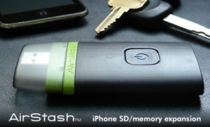 iClarified Apple News AirStash to Expand iPhone Storage Wirelessly 300x181 AirStash aumenta la capacidad del iPhone de forma inalámbrica