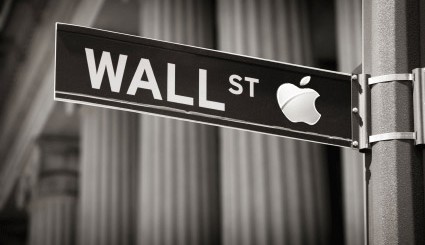 Apple Wall Street